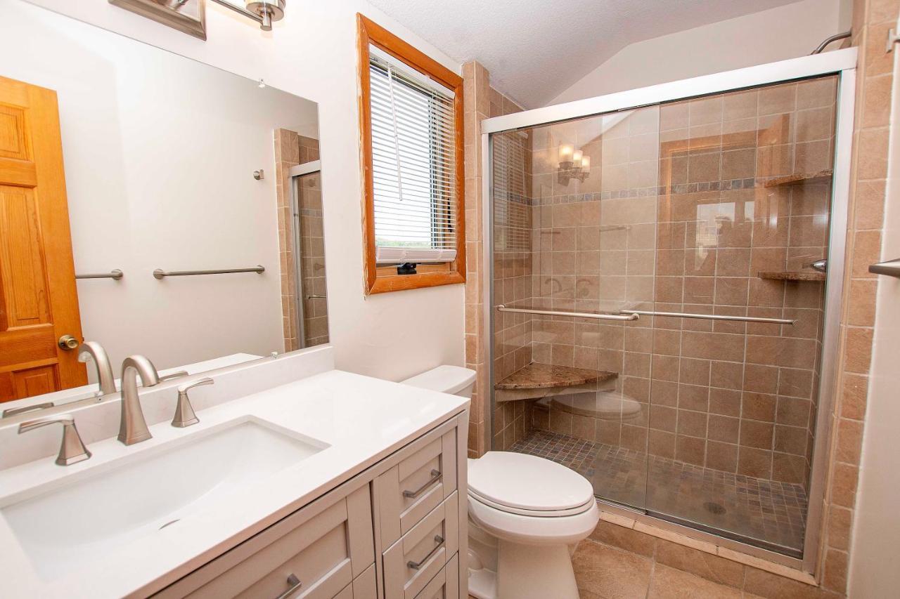 Wl933, Tale Of The Whale- Oceanfront, Private Beach Access, Gas Fireplace, Ocean Views Corolla Esterno foto