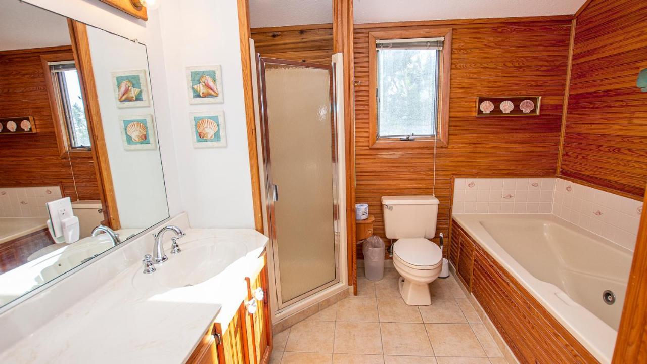 Wl933, Tale Of The Whale- Oceanfront, Private Beach Access, Gas Fireplace, Ocean Views Corolla Esterno foto