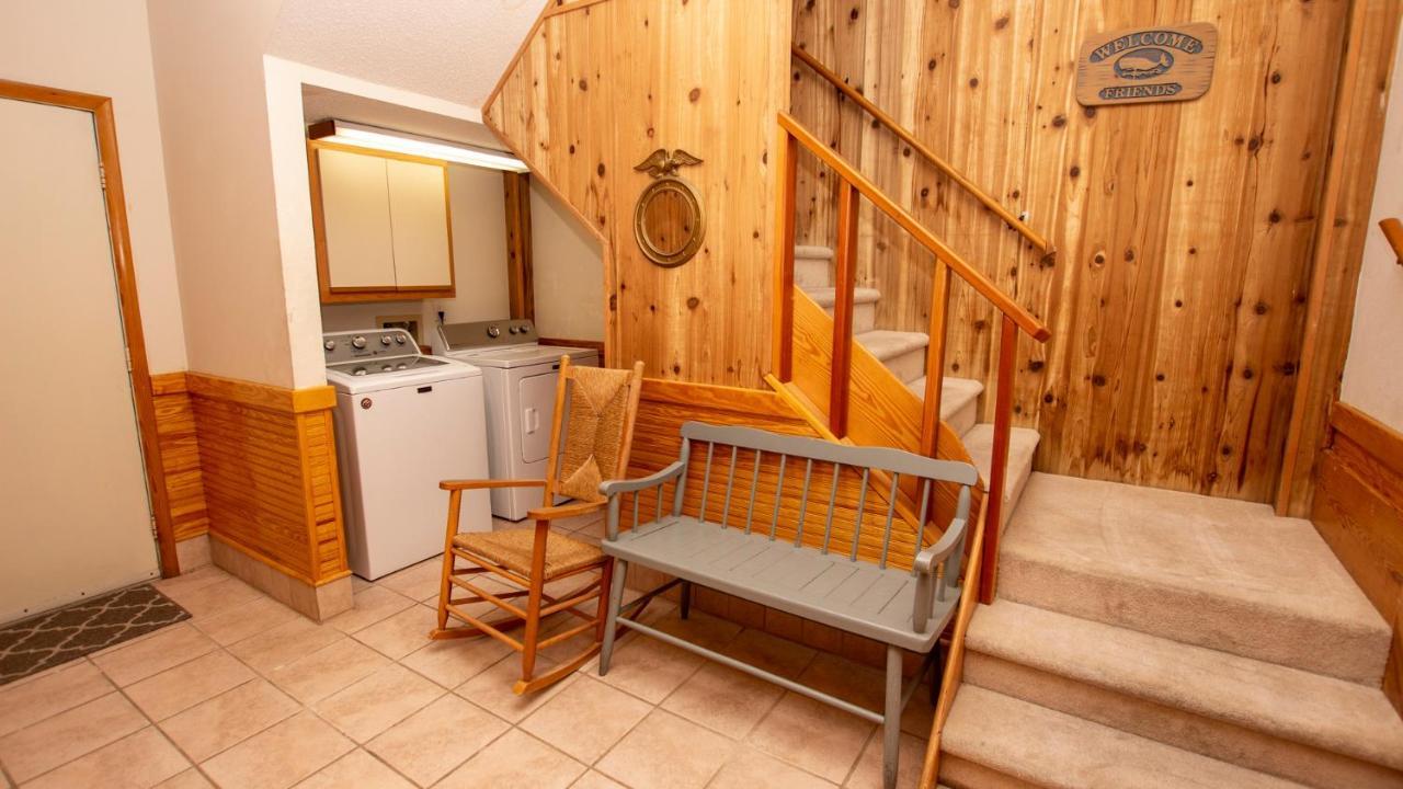 Wl933, Tale Of The Whale- Oceanfront, Private Beach Access, Gas Fireplace, Ocean Views Corolla Esterno foto