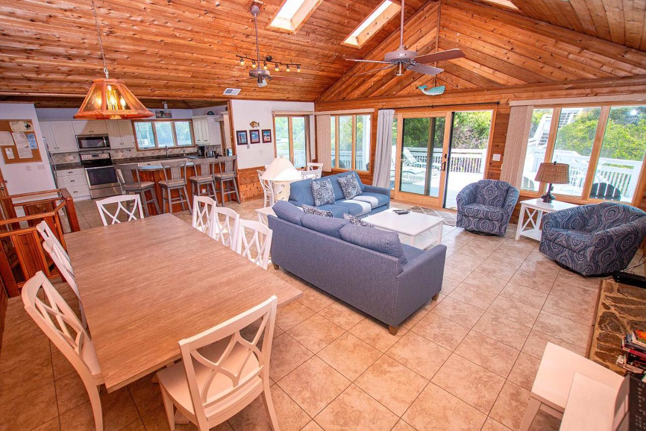 Wl933, Tale Of The Whale- Oceanfront, Private Beach Access, Gas Fireplace, Ocean Views Corolla Esterno foto